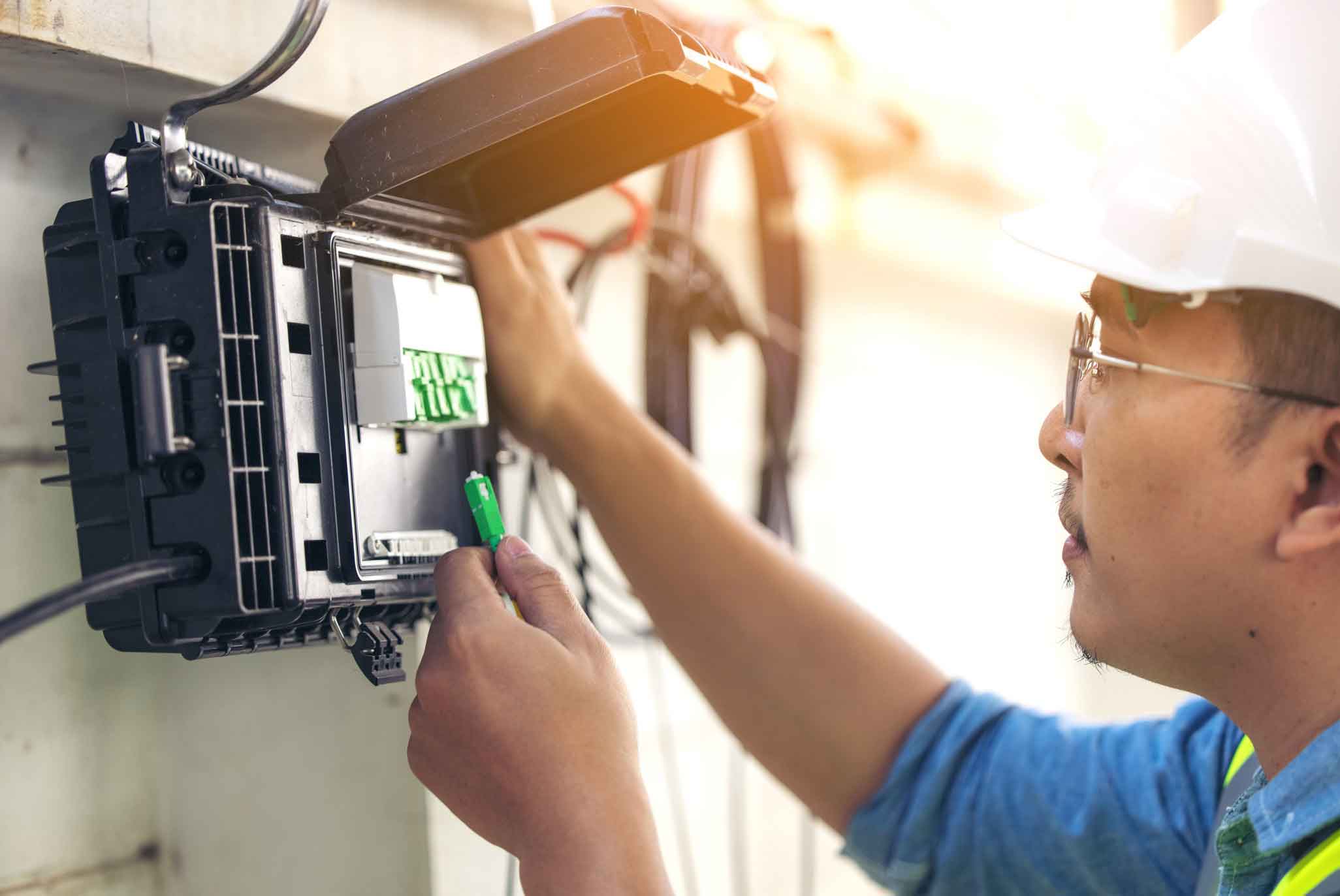 Hakbang-hakbang na proseso ng pag-install ng FTTH